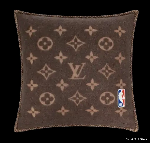 CUSTOM PILLOW LV LETTERS THROW WOOL 0607